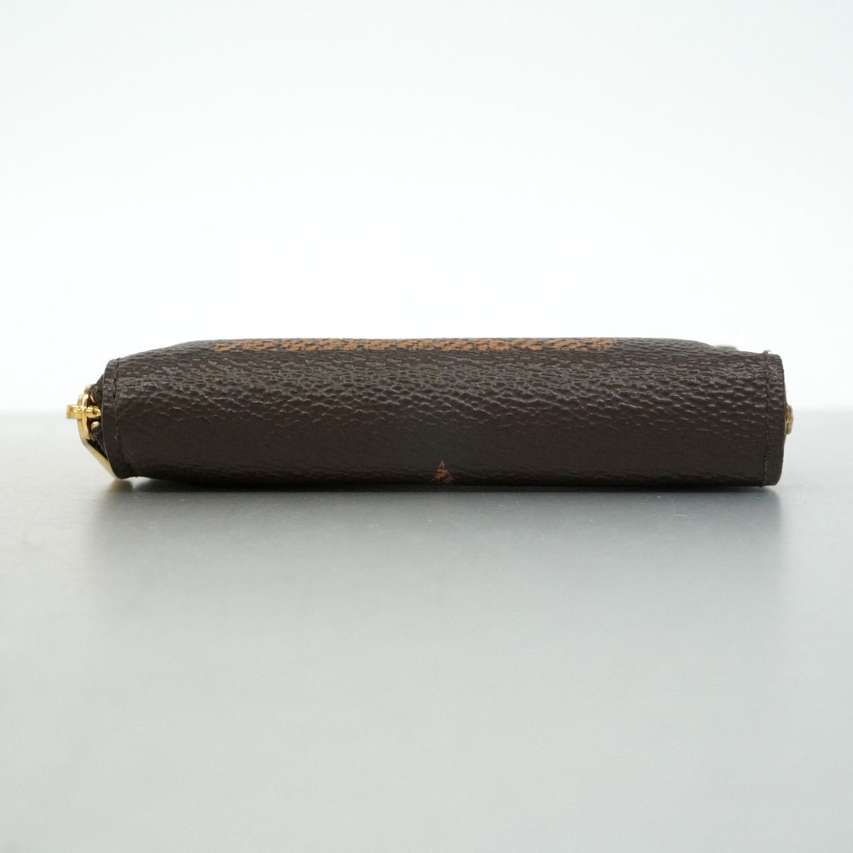 Louis Vuitton Coin Purse Monogram Giant Zippy Brown — view 3