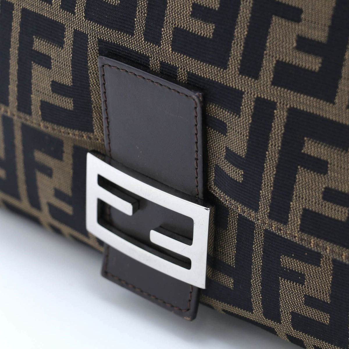 Fendi Zucca Mamma Baguette Beige Dark Brown Canvas les Shoulder Bag — view 7