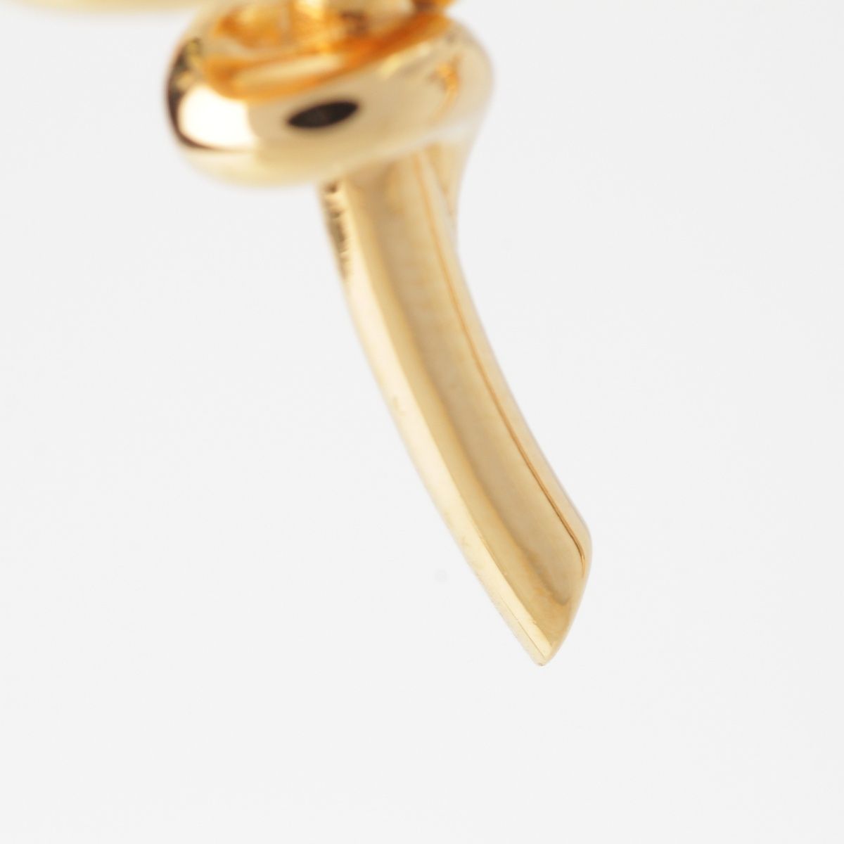 Fendi Filo Twist Earrings Gold — view 5