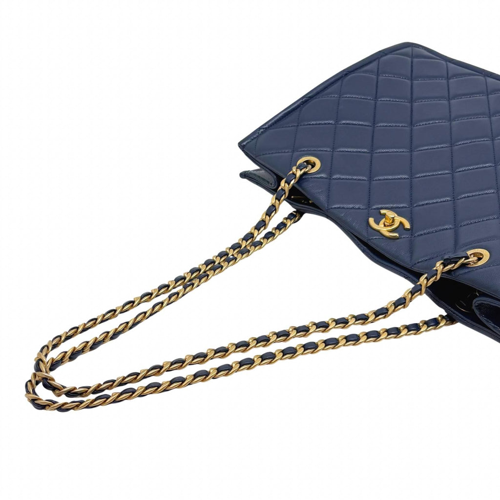 Chanel Quilted Chain Tote Navy Gold Shoulder Bag Caviar Leather — view 5