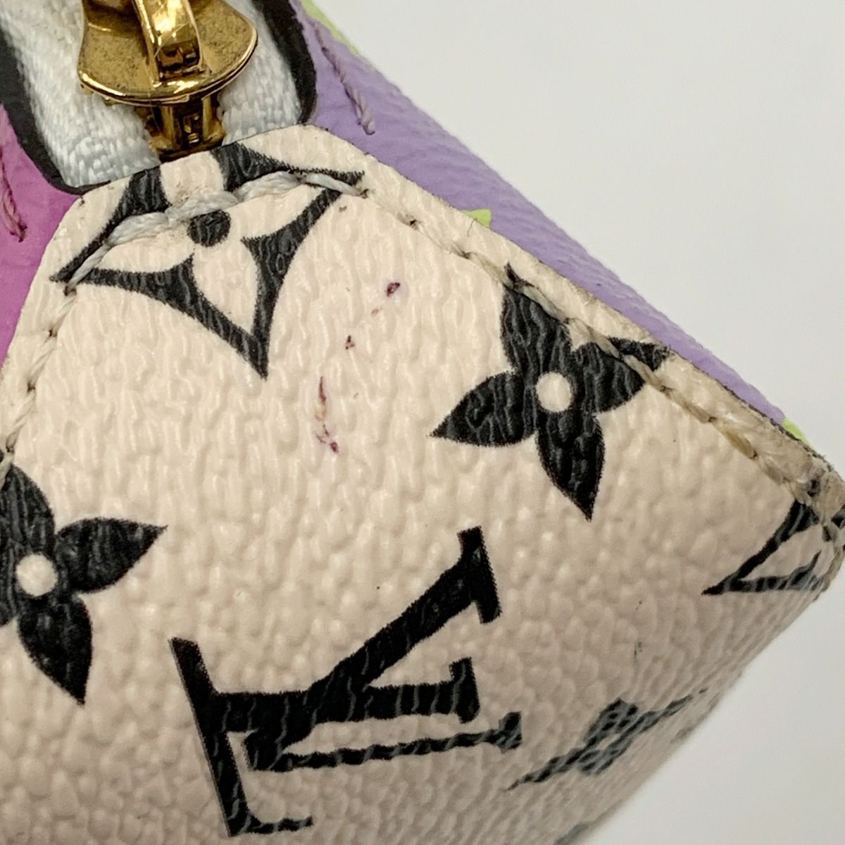 Louis Vuitton Giant Monogram Trousse Elisabeth Pen Case Purple — view 5