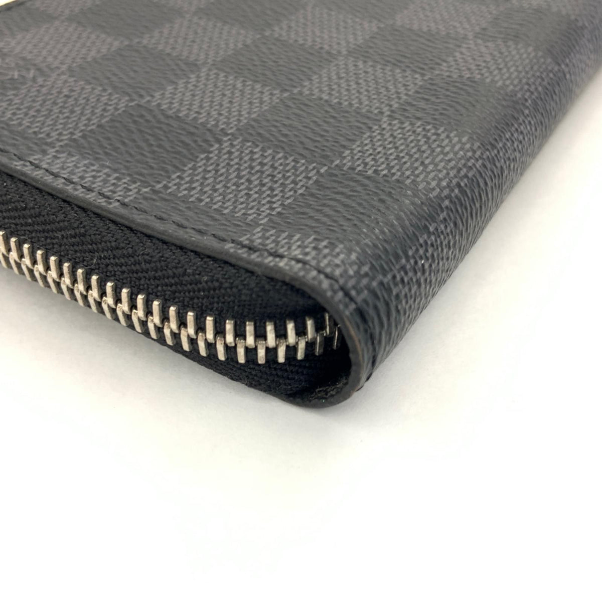 Louis Vuitton Damier Graphite Zippy Wallet Vertical Zip Around Black — view 5