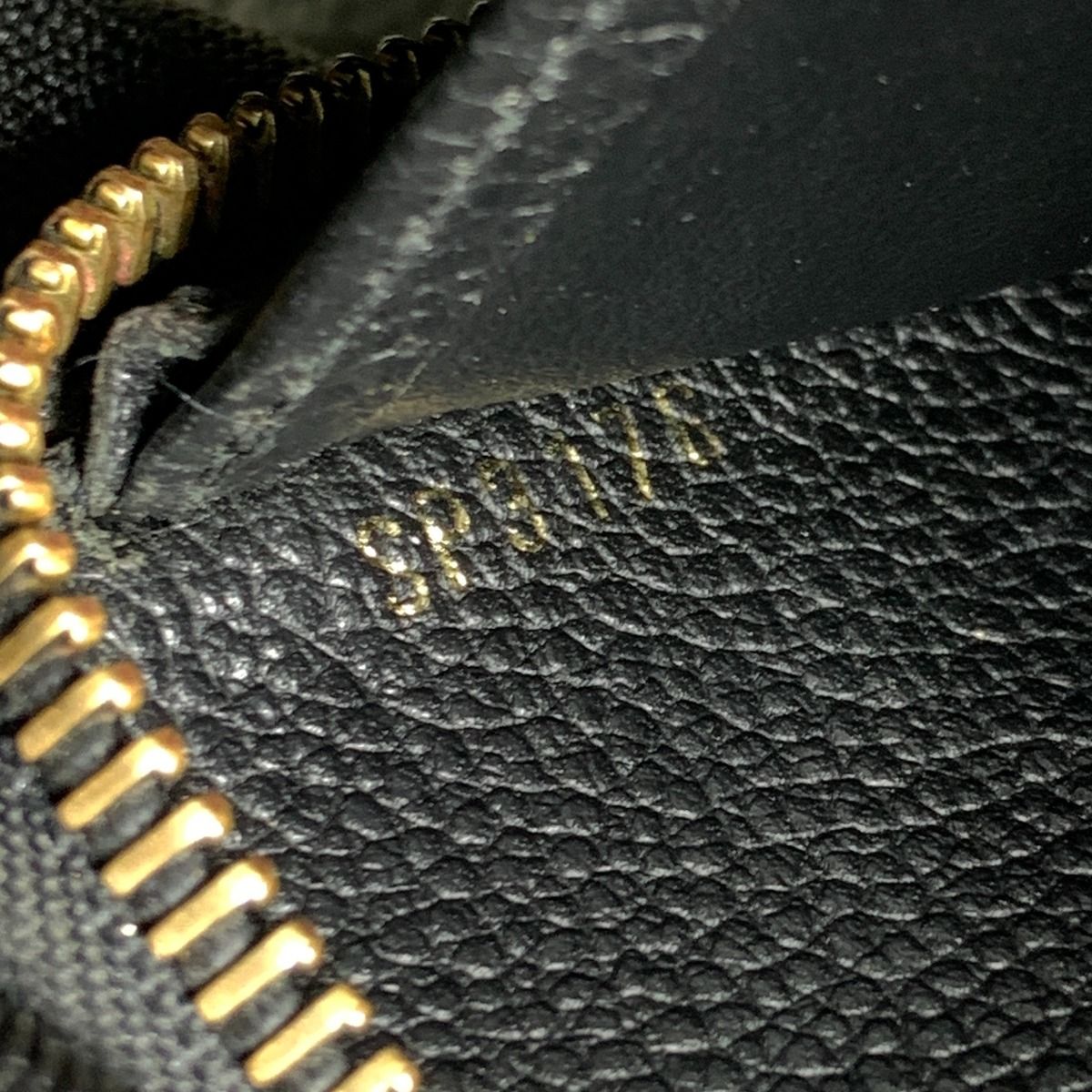 Louis Vuitton Monogram Empreinte Zippy Wallet Zip Around Black — view 7