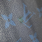 Louis Vuitton Taigarama Portefeuille Brazza Bifold Wallet Navy — view 3