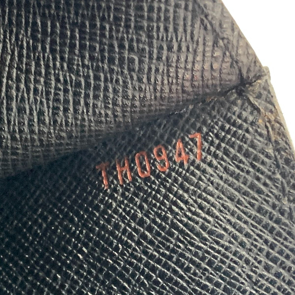 Louis Vuitton Epi Pochette Sellier Dragonne Second Bag Black — view 8