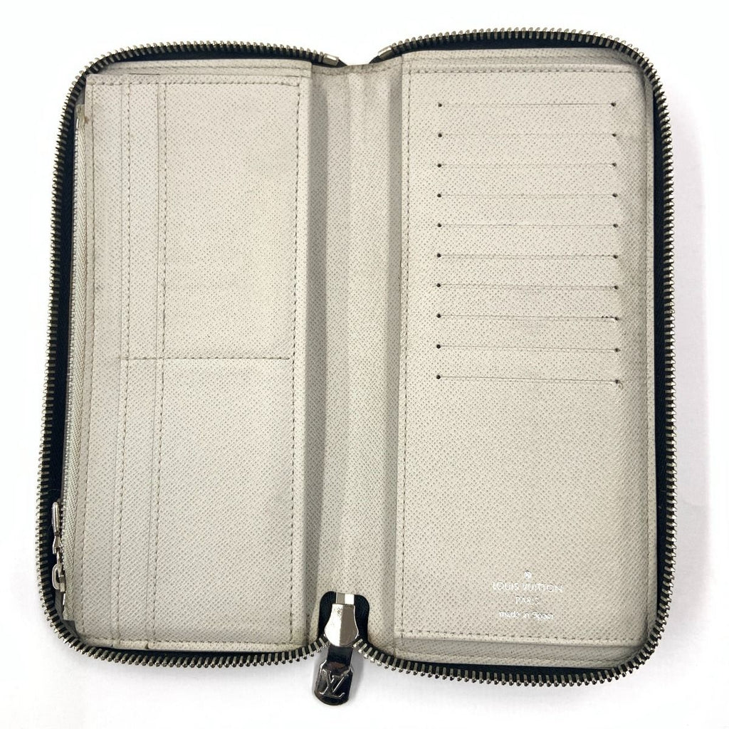 Louis Vuitton Taigarama Zippy Wallet Vertical Zip Around Gray — view 5