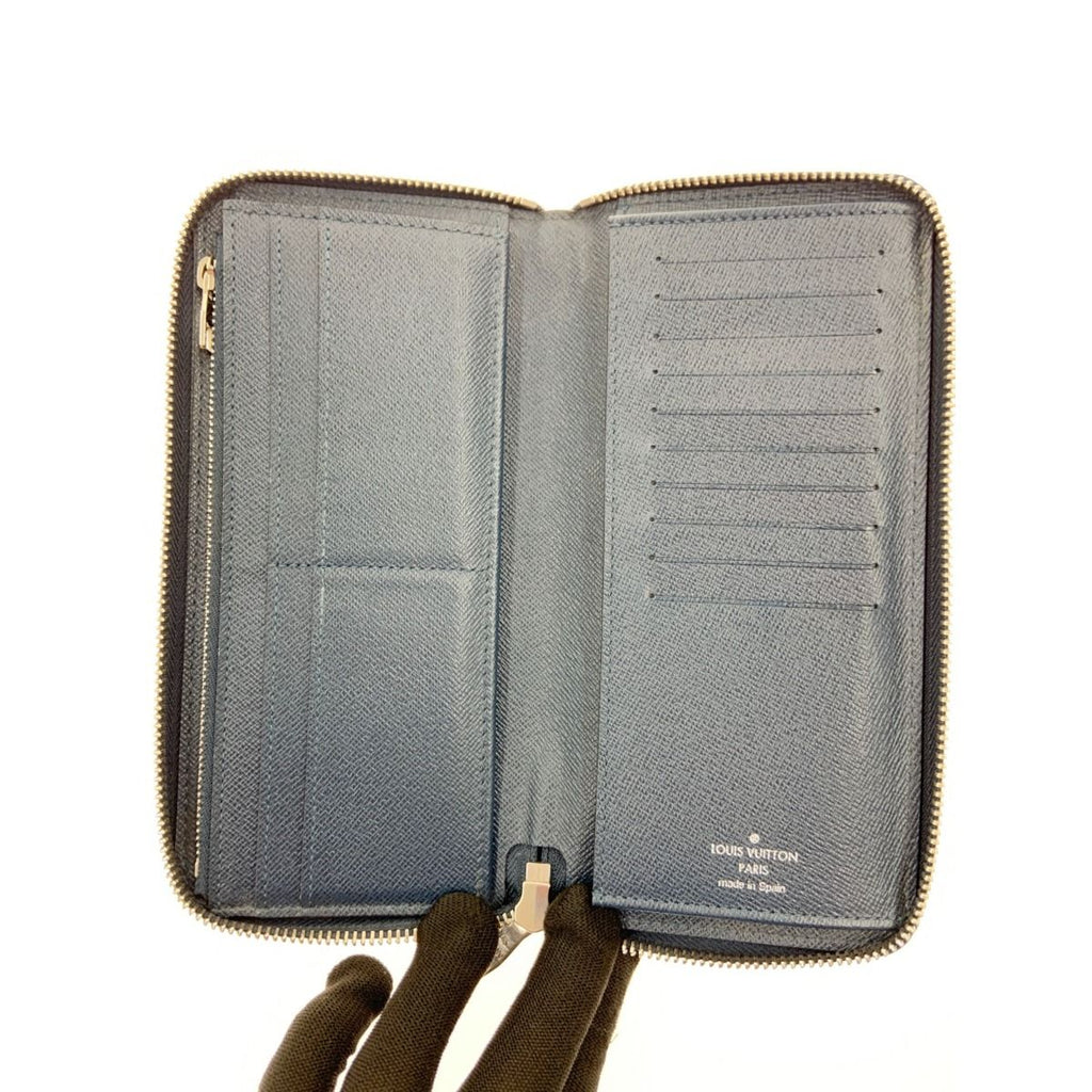 Louis Vuitton Taiga Zippy Wallet Vertical Zip Around Navy — view 7