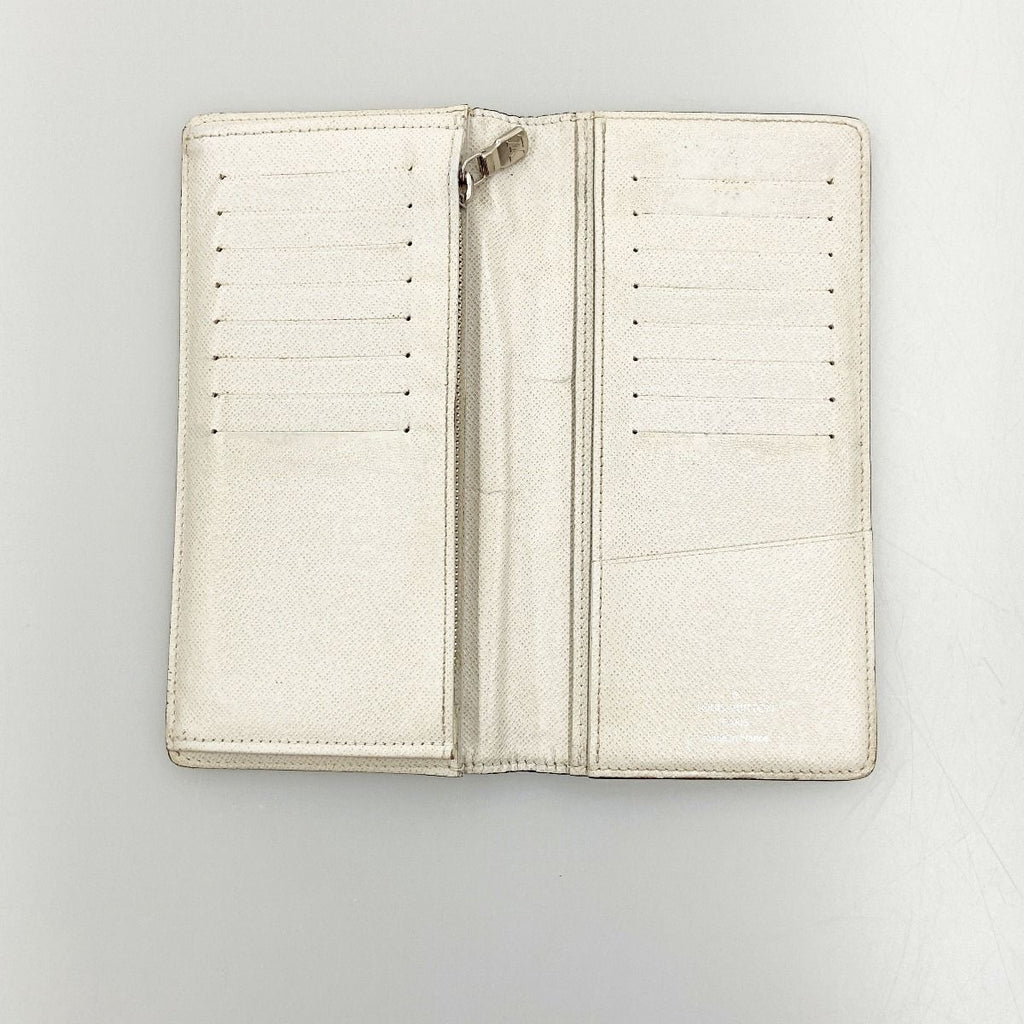 Louis Vuitton Portefeuille Brazza NM Taigarama Bifold Wallet White — view 3