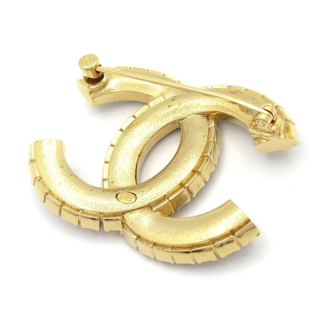 Chanel Brooch Gold Dark Gray CC Logo — view 2