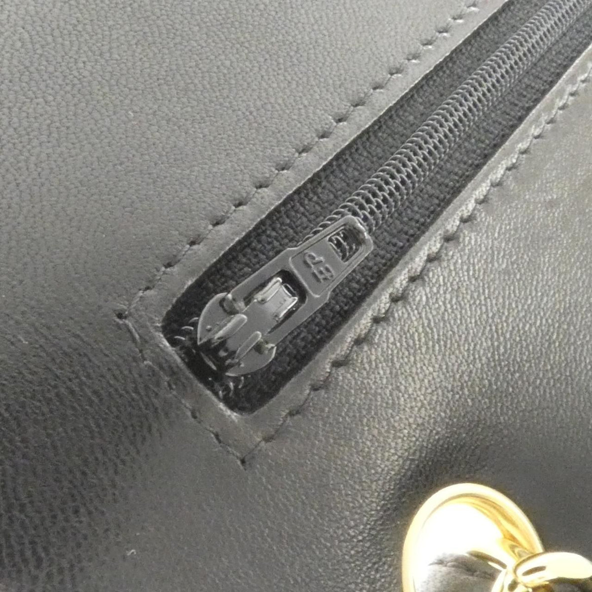 Chanel Shoulder Bag Black — view 7