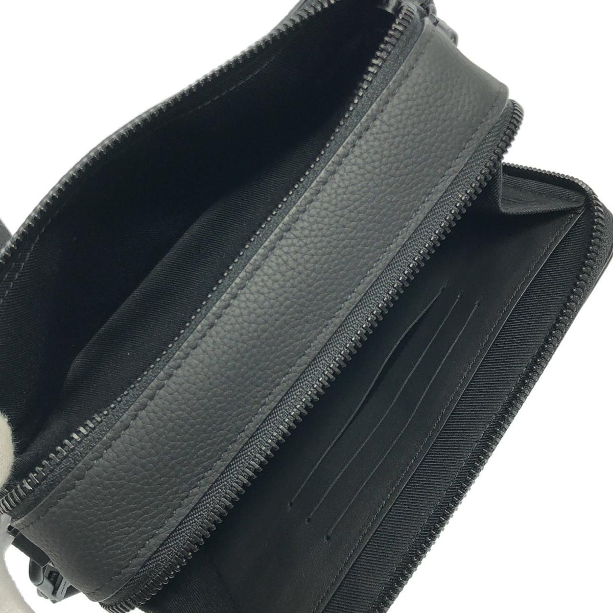 Louis Vuitton LV Aerogram Alpha Wearable Wallet Shoulder Bag — view 7
