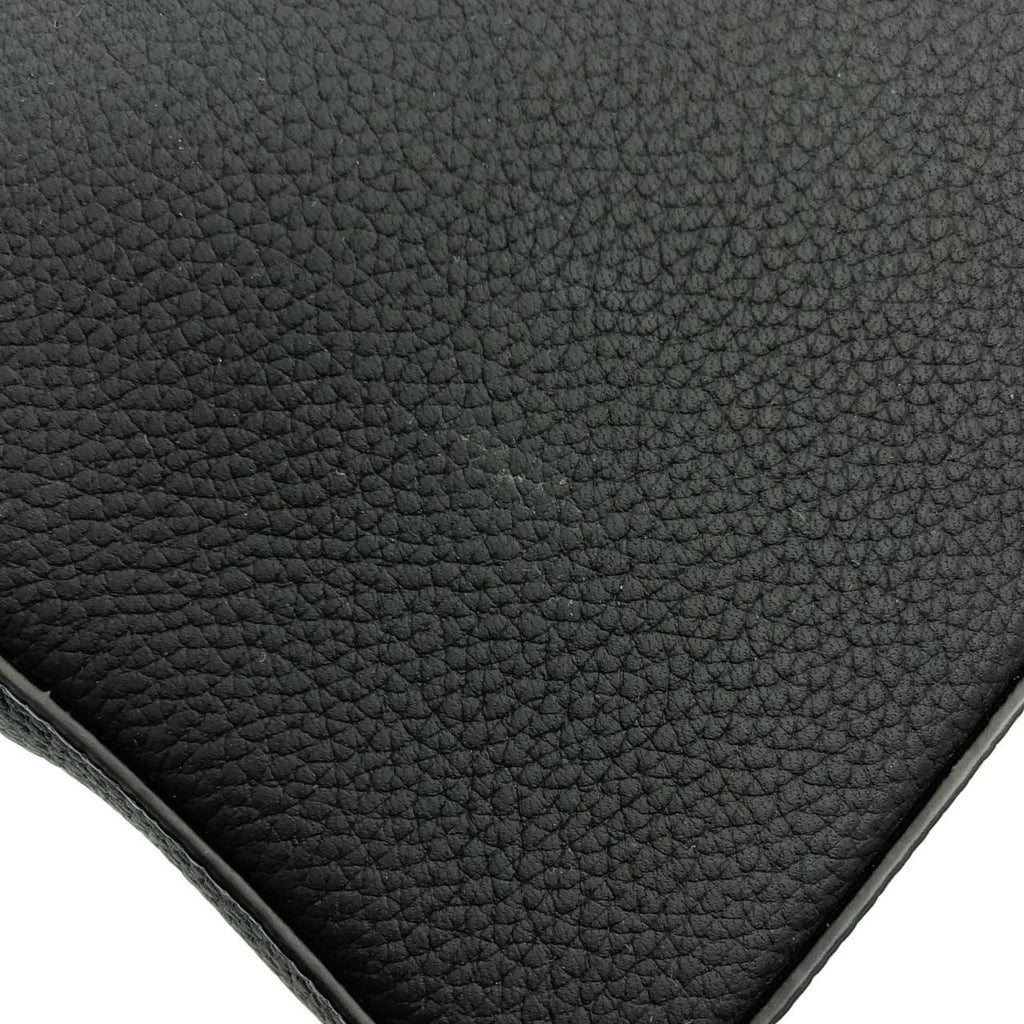 Louis Vuitton LV Aerogram Alpha Wearable Wallet Shoulder Bag — view 4