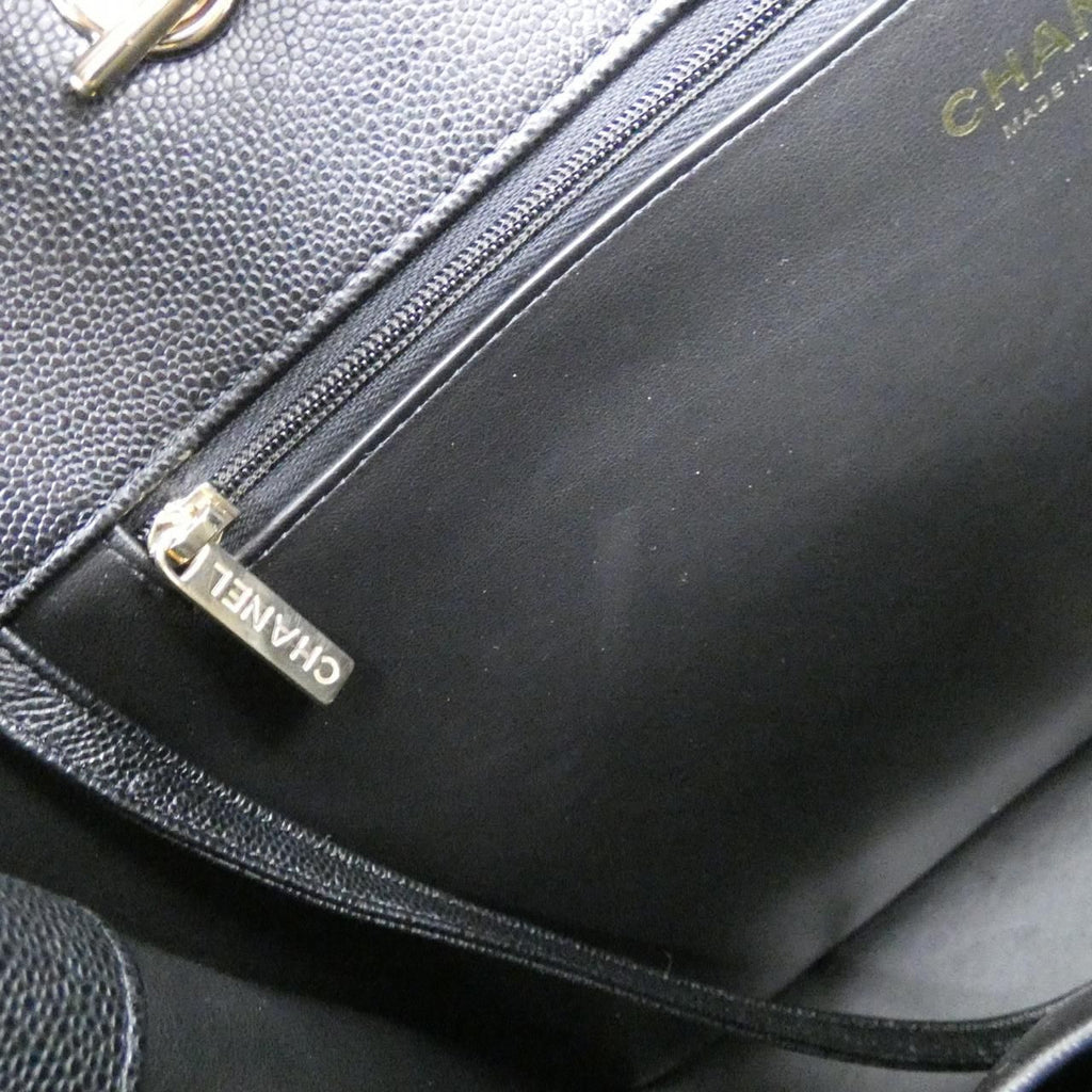 Chanel Bag Handbag Black — view 8