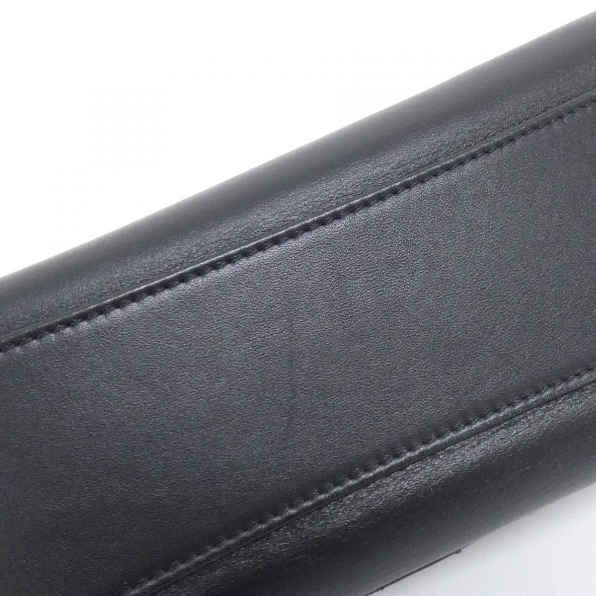 Chanel Bag Handbag Black — view 3