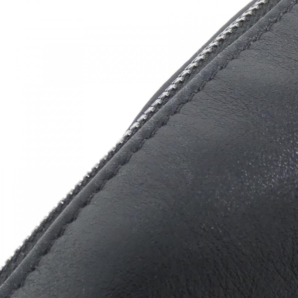 Chanel Bag Handbag Black — view 5