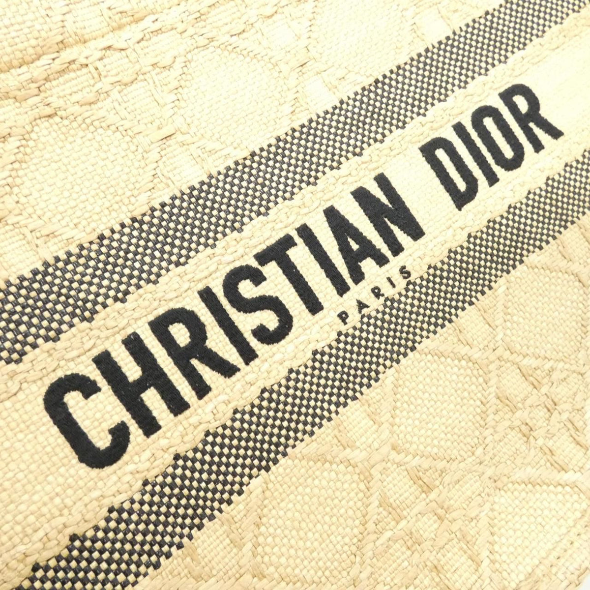 Dior Book Tote Medium — view 4