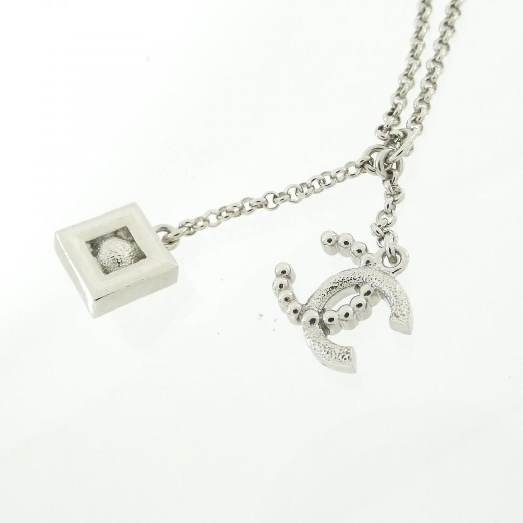 Chanel Necklace Silver — view 3