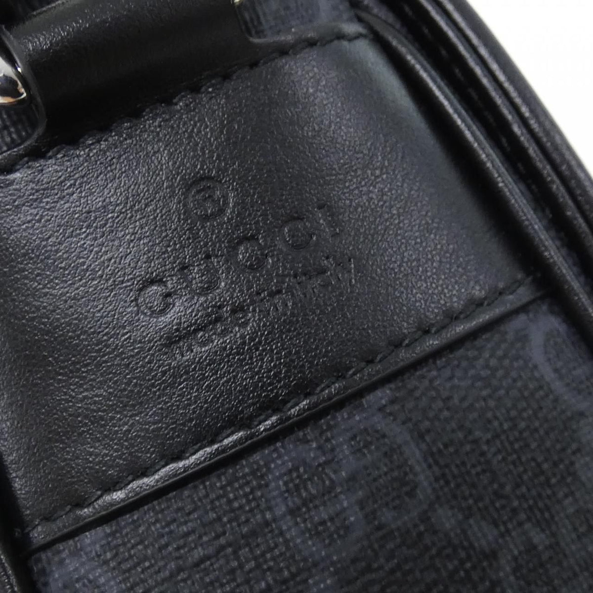 Gucci Fadja Shoulder Bag — view 4