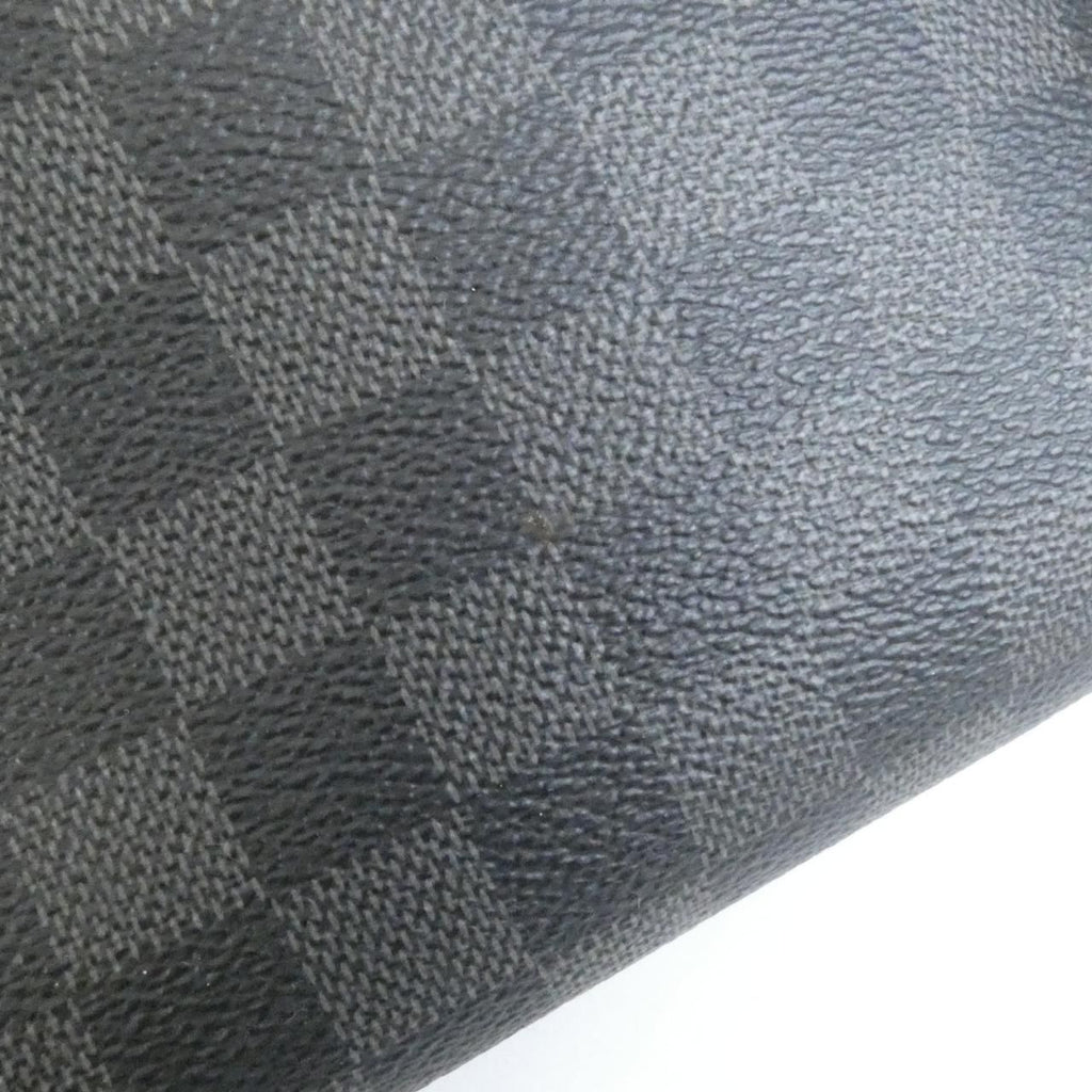 Louis Vuitton Damier Graphite Dayton MM Shoulder Bag — view 4