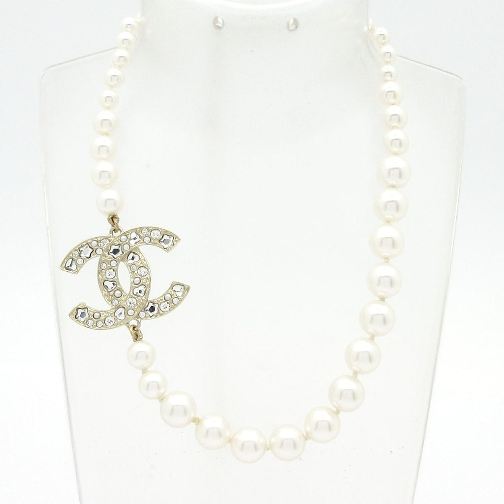 Chanel Necklace Ivory Gold Clear CC Logo Heart Star — view 2