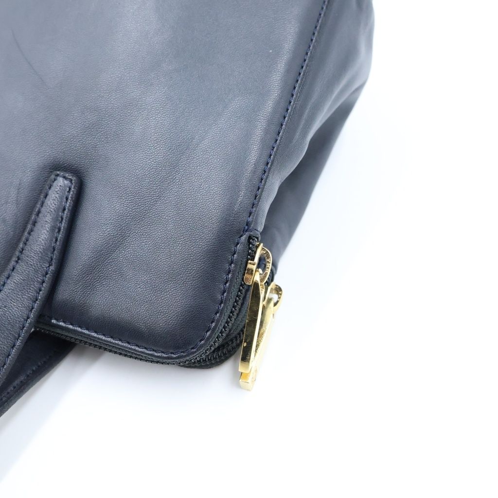 Loewe Anagram Handbag Black Leather Gold — view 7