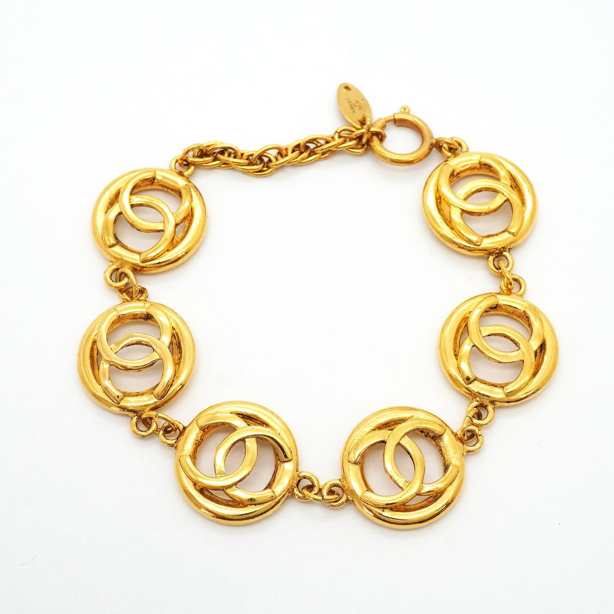 Chanel Bracelet Vintage CC Logo Round Circle Gold Plated — view 3