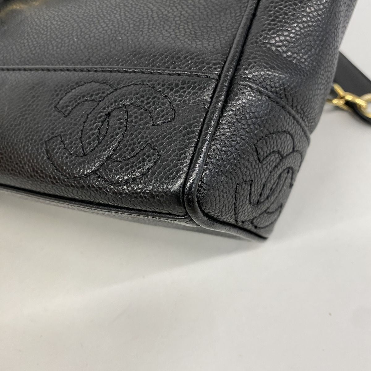 Chanel Shoulder Bag Triple Coco Caviar Leather Black Gold — view 6