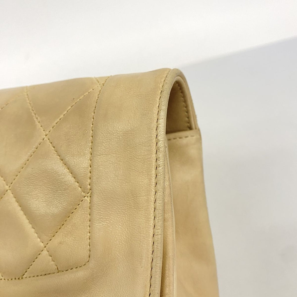 Chanel Shoulder Bag Diana Lambskin Beige Gold — view 7