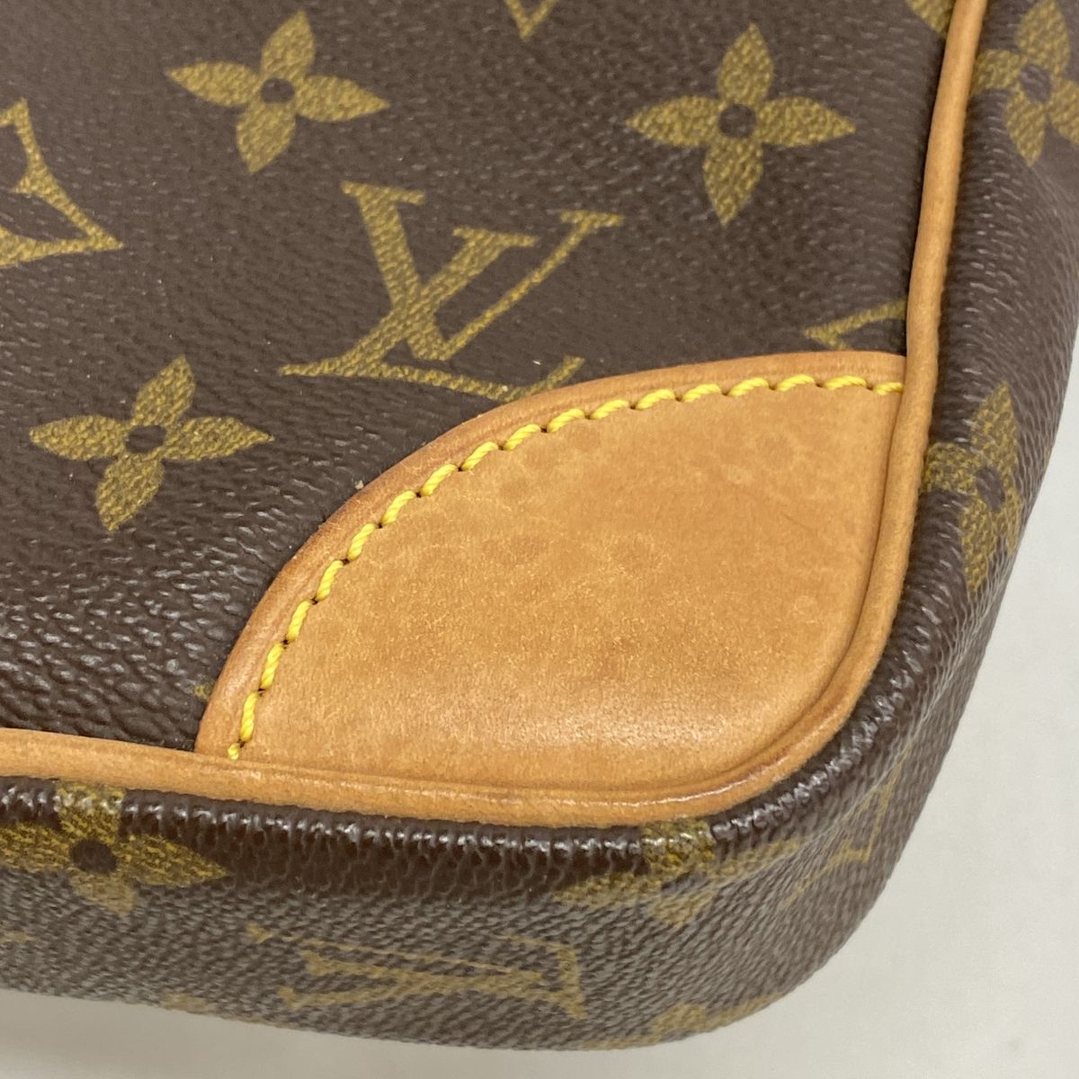 Louis Vuitton Shoulder Bag Monogram Danube Brown — view 7