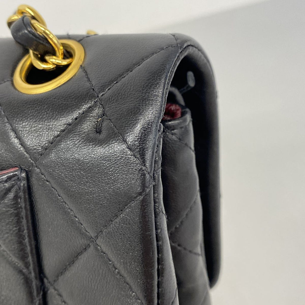 Chanel Shoulder Bag Quilted Lambskin Black Gold — view 6