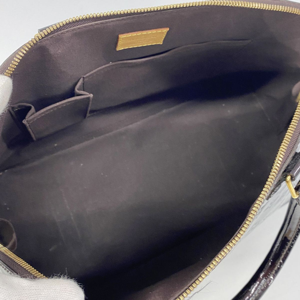 Louis Vuitton Handbag Vernis Alma GM Amarante — view 4
