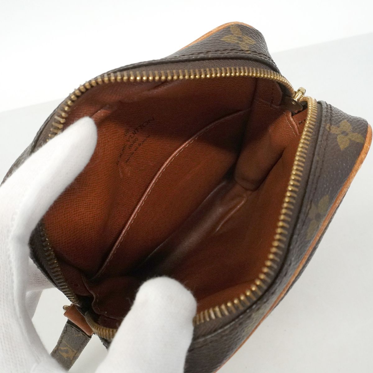 Louis Vuitton Shoulder Bag Monogram Danube Brown — view 4