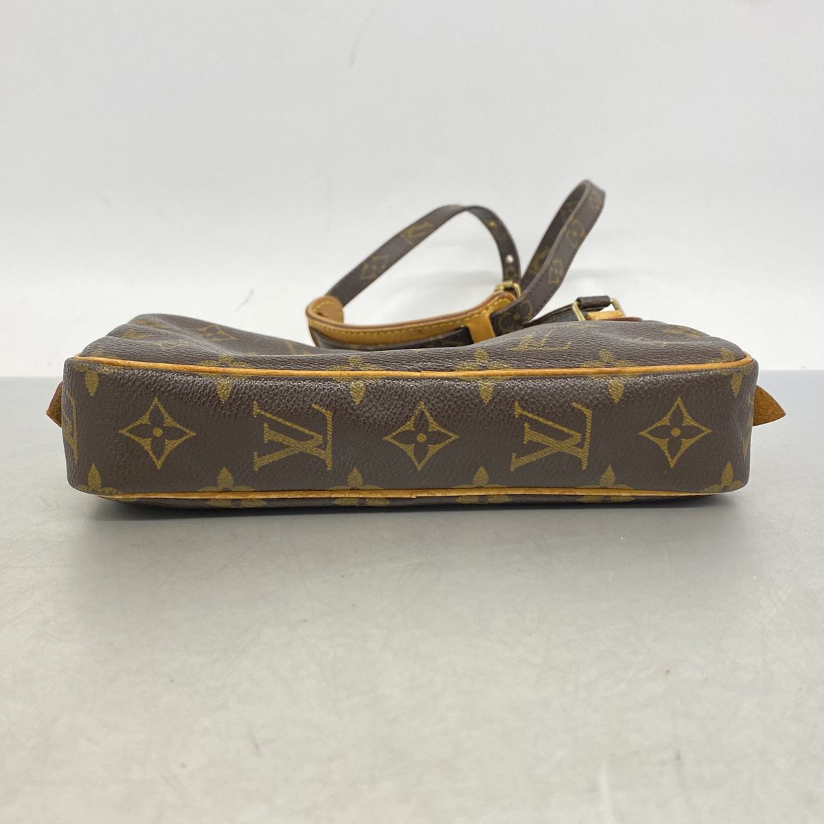 Louis Vuitton Shoulder Bag Monogram Pochette Marly Bandouliere Brown — view 3