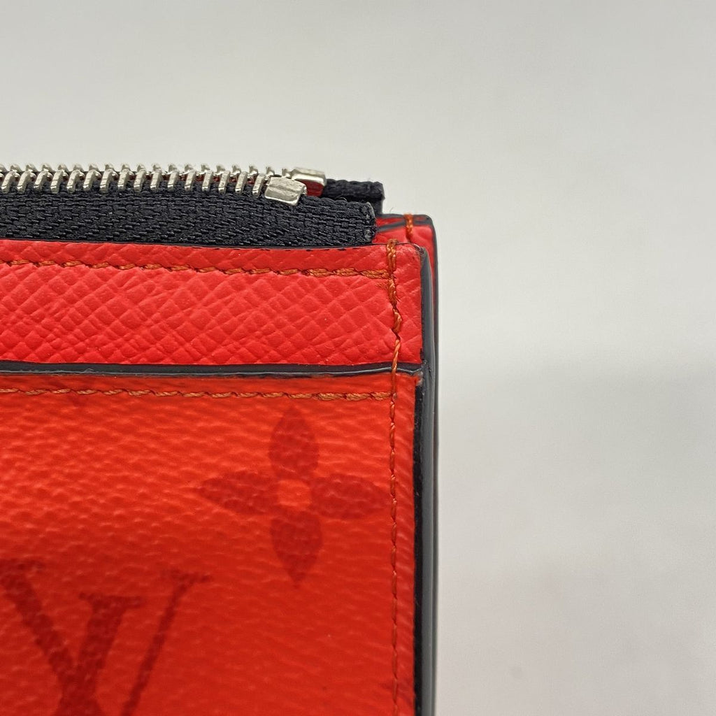 Louis Vuitton Taigarama Coin Card Holder Rouge — view 5