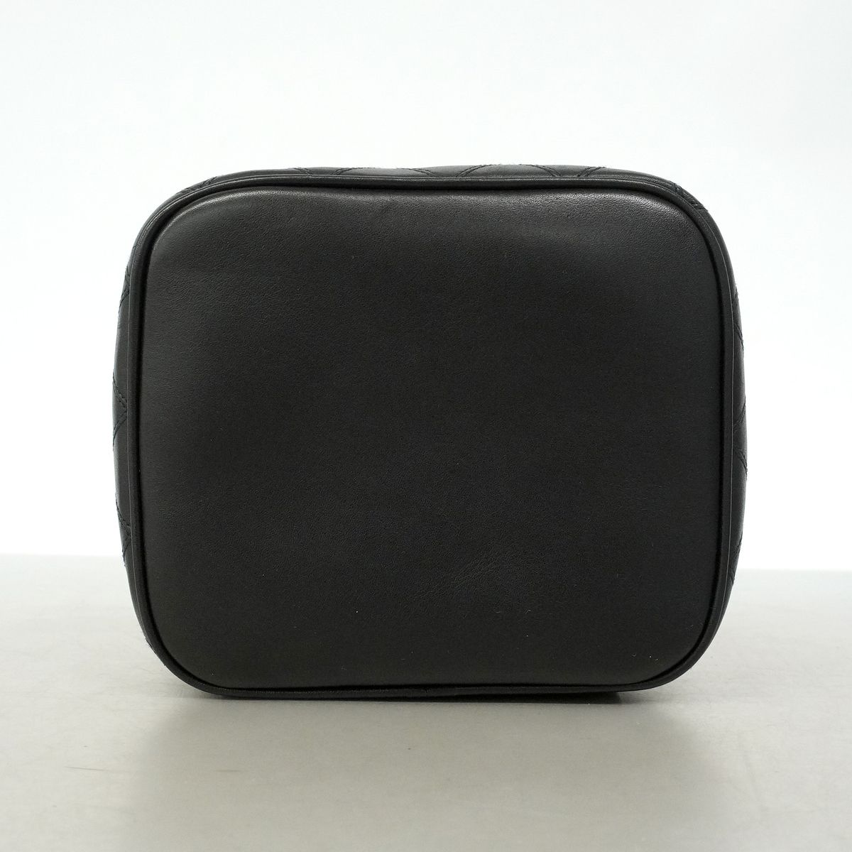 Chanel Vanity Bag Bicolor Lambskin Black Gold — view 3