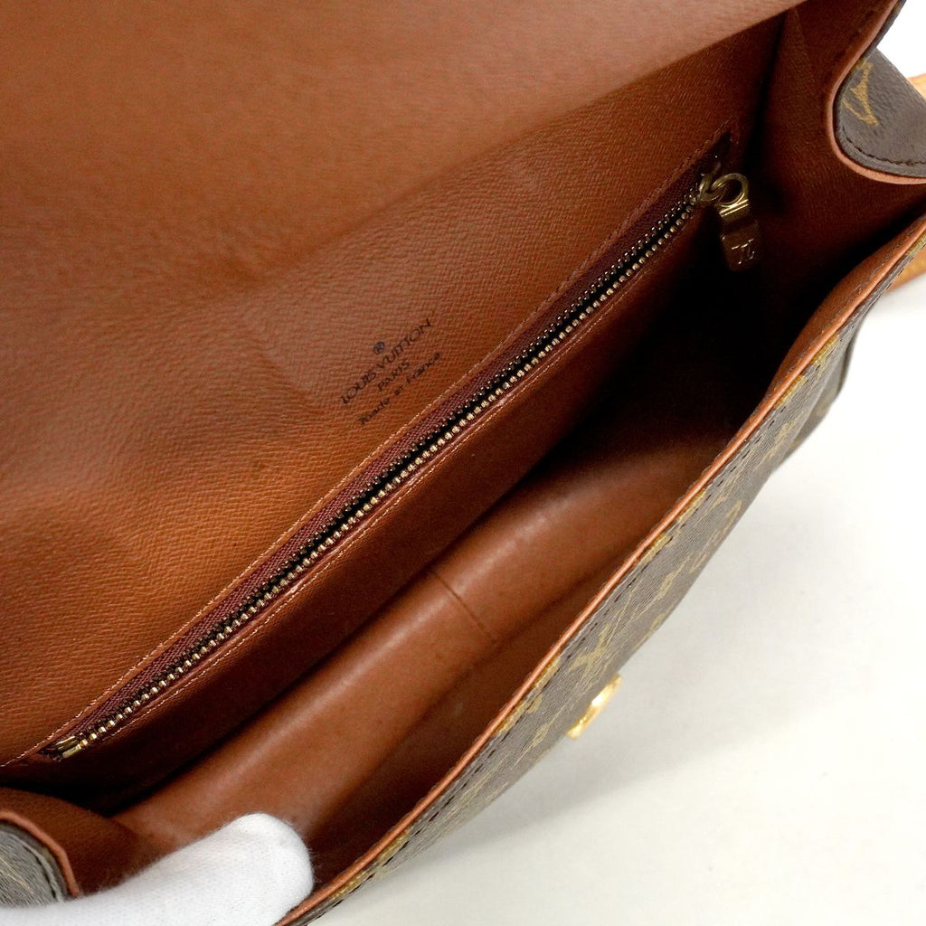 Louis Vuitton Shoulder Bag Monogram Saint-cloud GM Brown — view 4