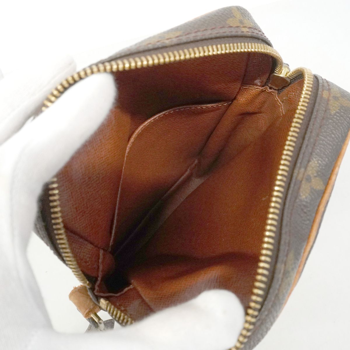 Louis Vuitton Shoulder Bag Monogram Danube Brown — view 4