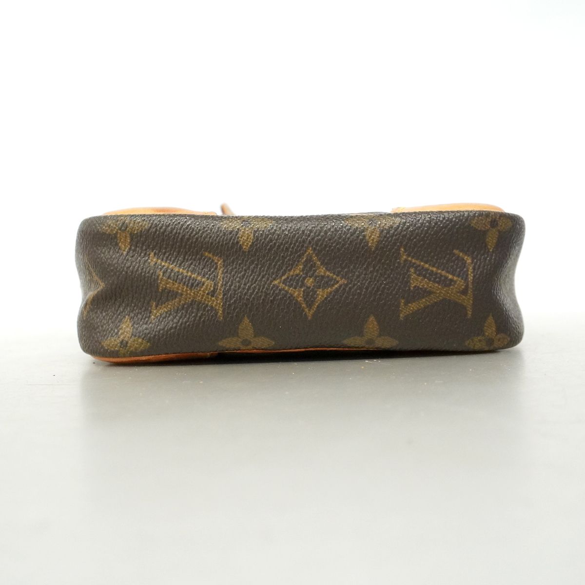 Louis Vuitton Shoulder Bag Monogram Danube Brown — view 3