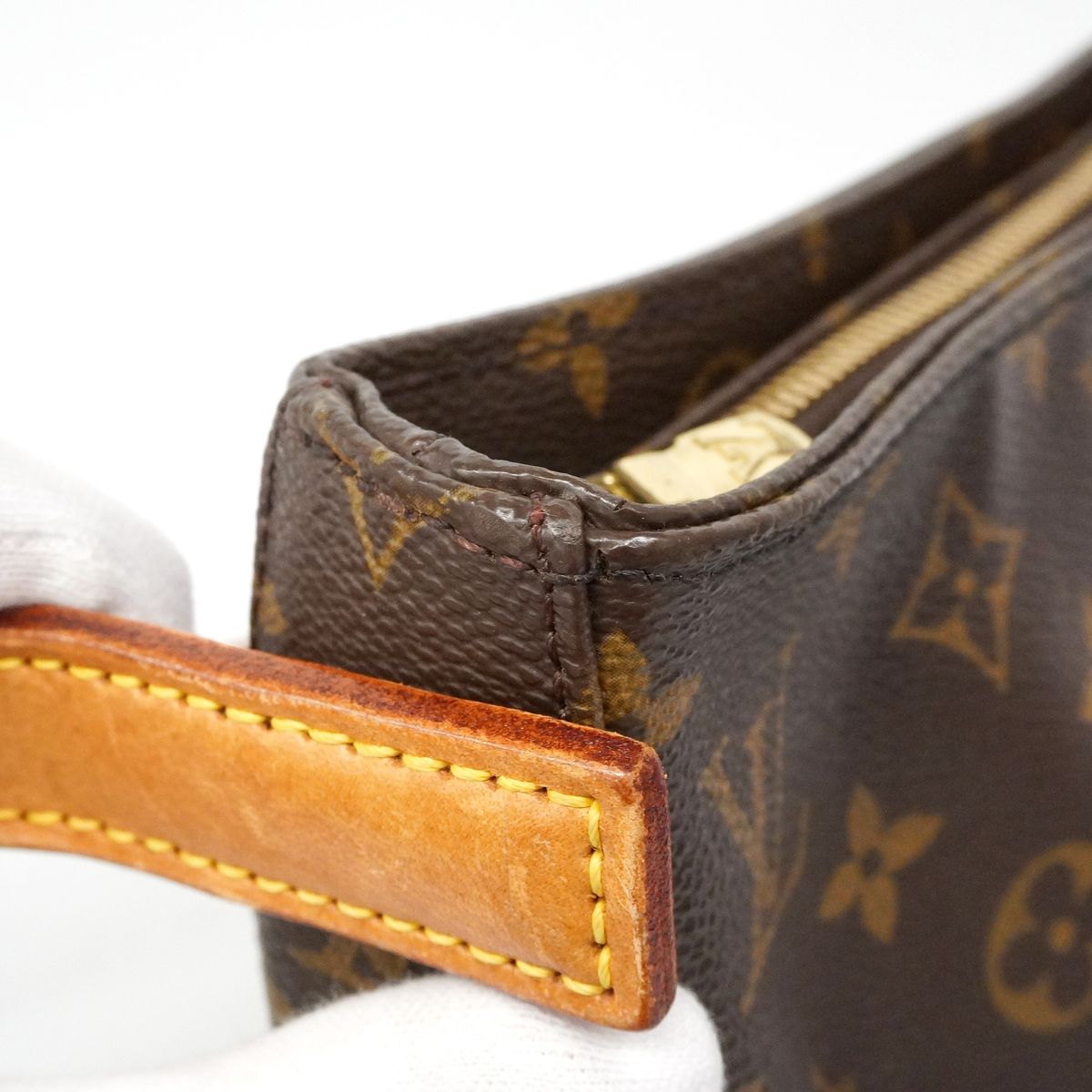 Louis Vuitton Shoulder Bag Monogram Looping GM Brown — view 8