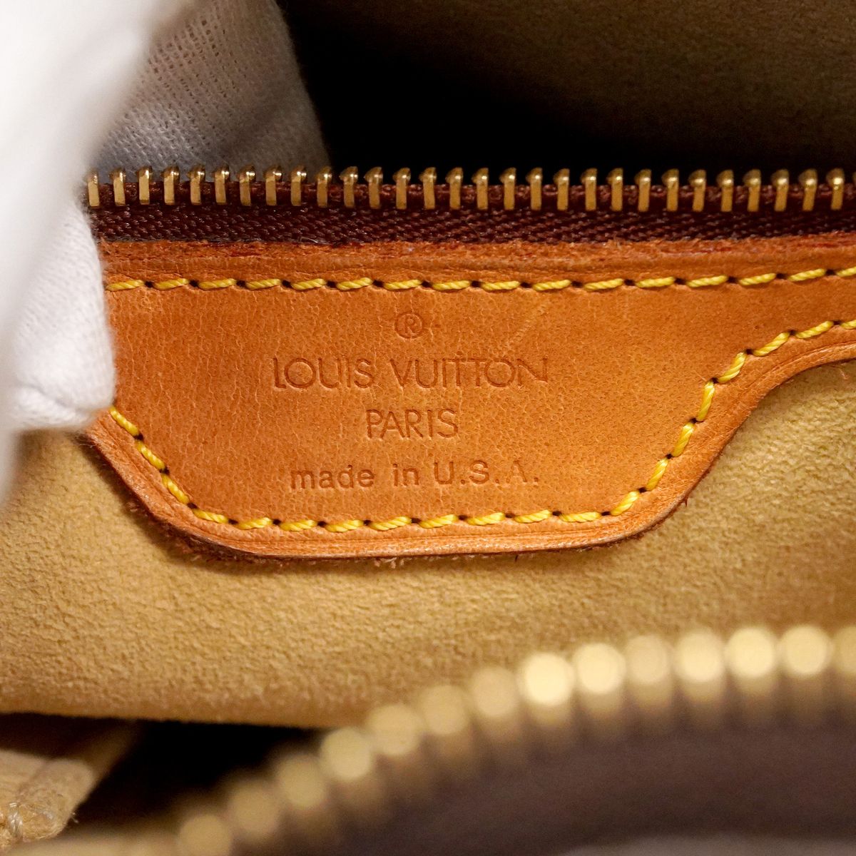 Louis Vuitton Shoulder Bag Monogram Looping GM Brown — view 5
