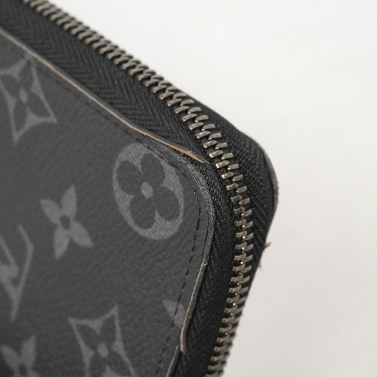 Louis Vuitton Wallet Monogram Eclipse Zippy Vertical Black — view 6