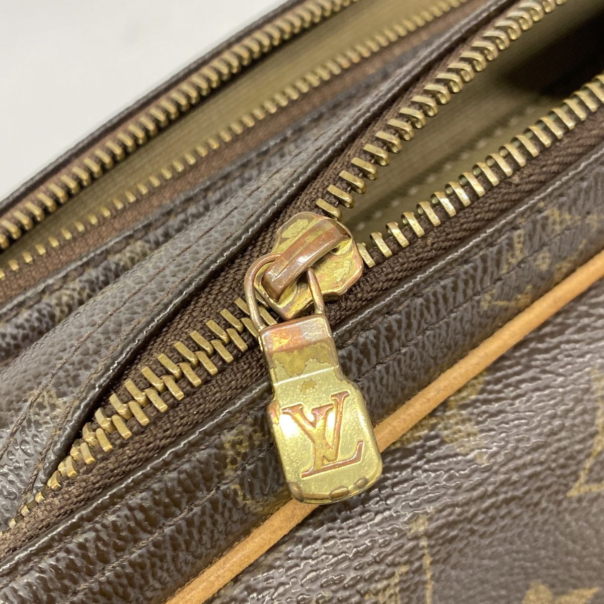 Louis Vuitton Shoulder Bag Monogram Reporter PM Brown — view 8