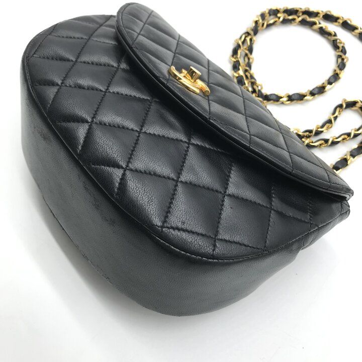 Chanel Chain Shoulder Bag Quilted CC Logo Flap Vintage Black — view 4