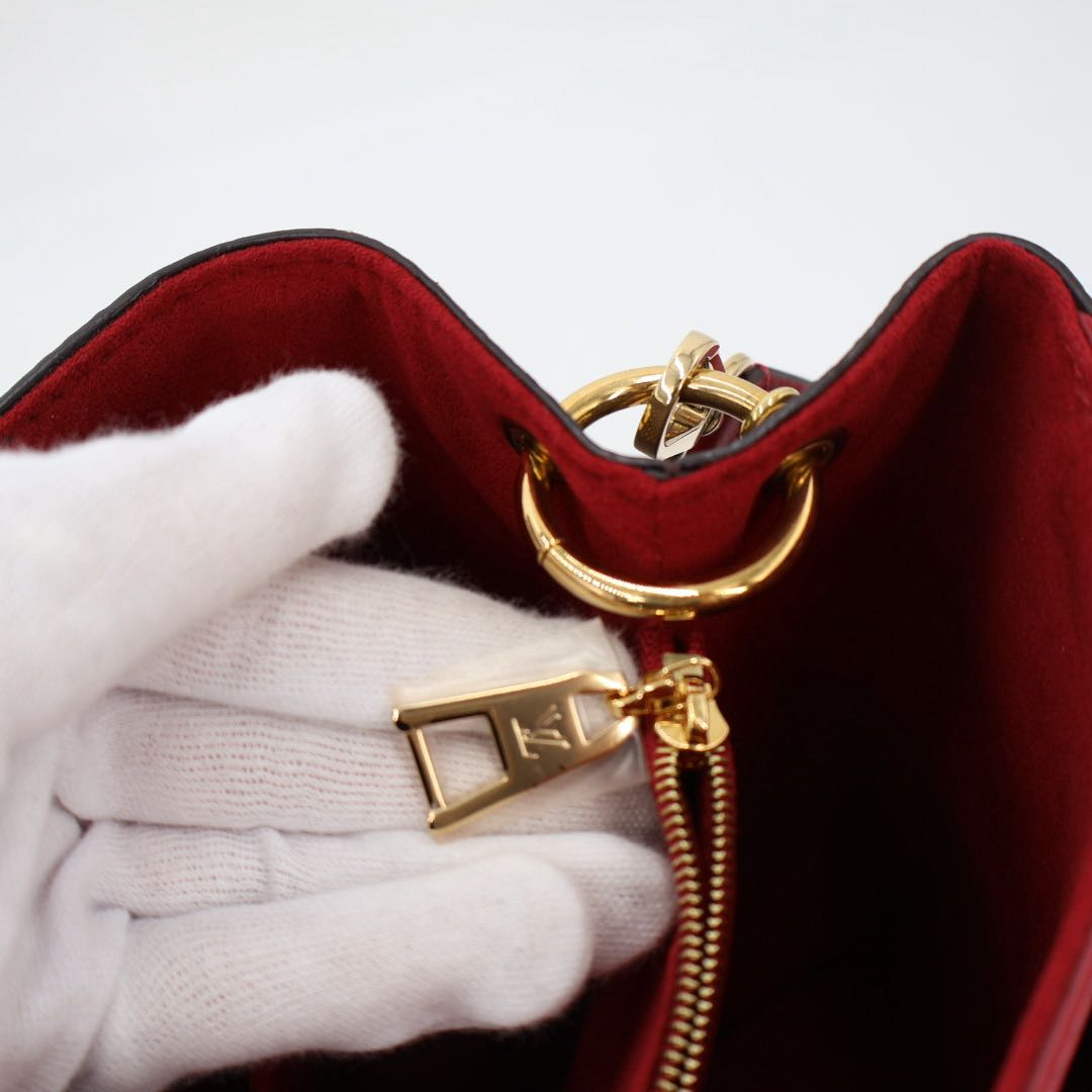 Louis Vuitton Shoulder Bag Damier LV Riverside — view 7