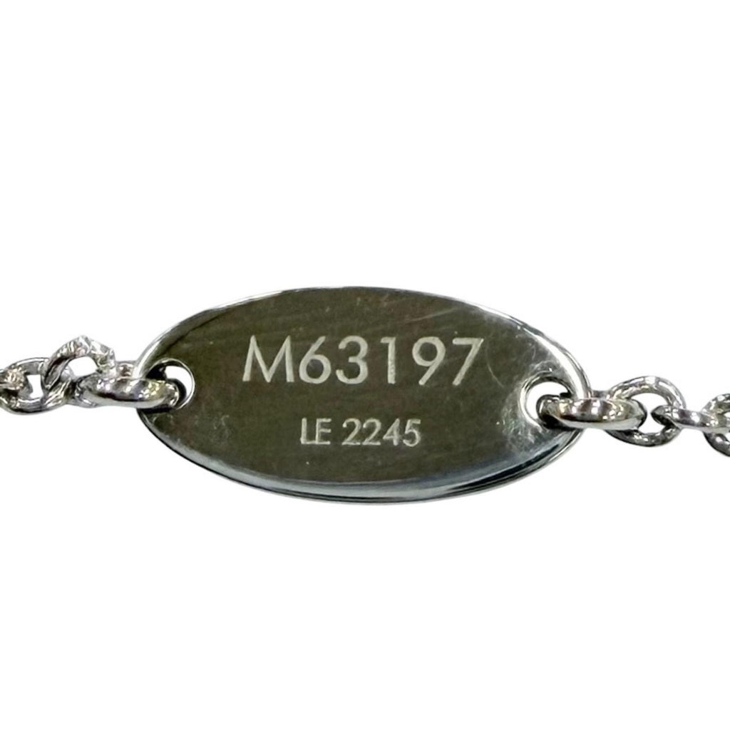 Louis Vuitton Necklace Essential V LV Circle Logo Silver — view 8