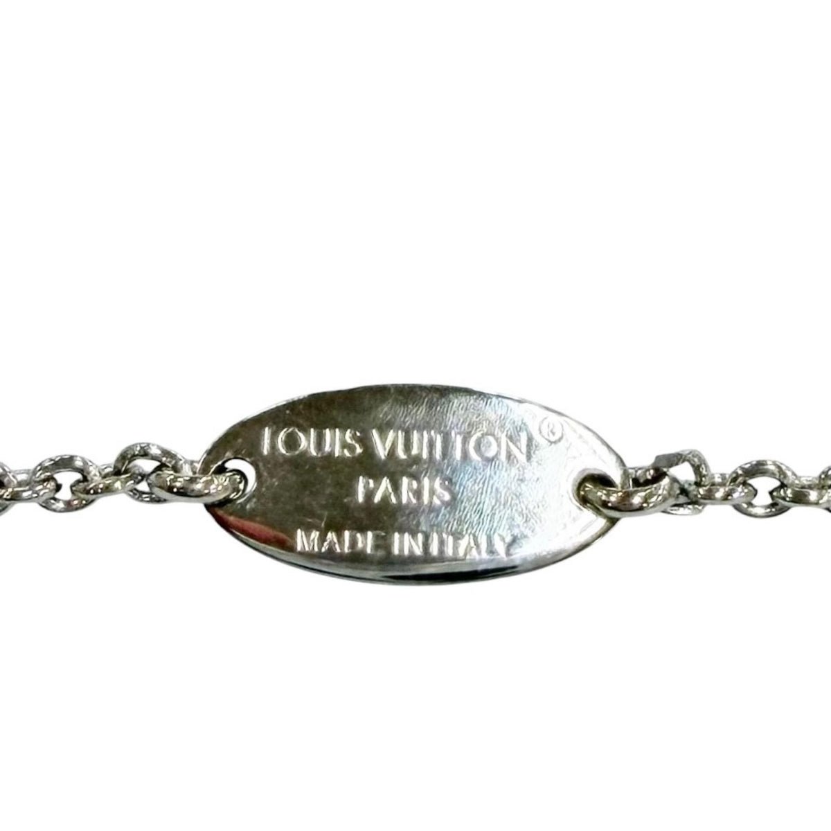 Louis Vuitton Necklace Essential V LV Circle Logo Silver — view 7