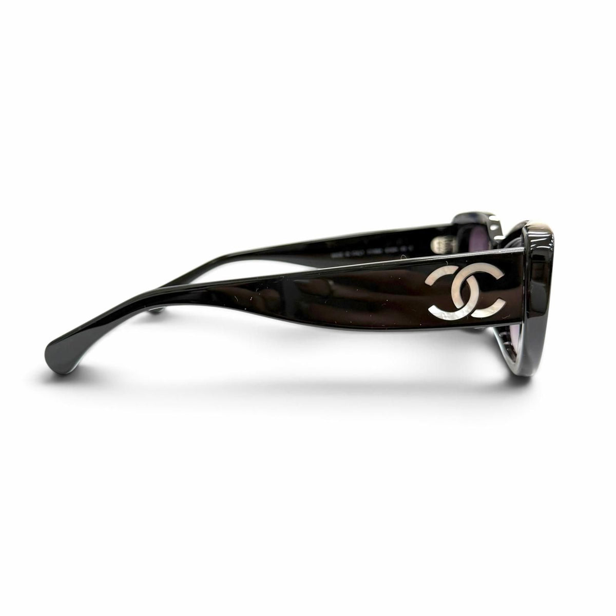 Chanel 26C Butterfly Shape Sunglasses Shell CC Logo Model Black Eyewear — view 4