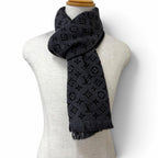 Louis Vuitton Monogram Classic Wool 100% Scarf Anthracite — view 3