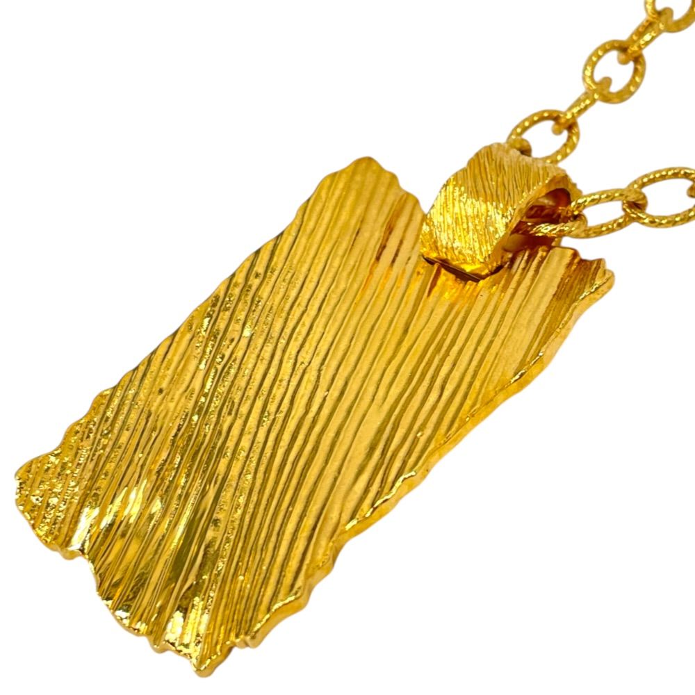 Gucci Pendant Interlocking G Plate Metal Gold Necklace — view 3