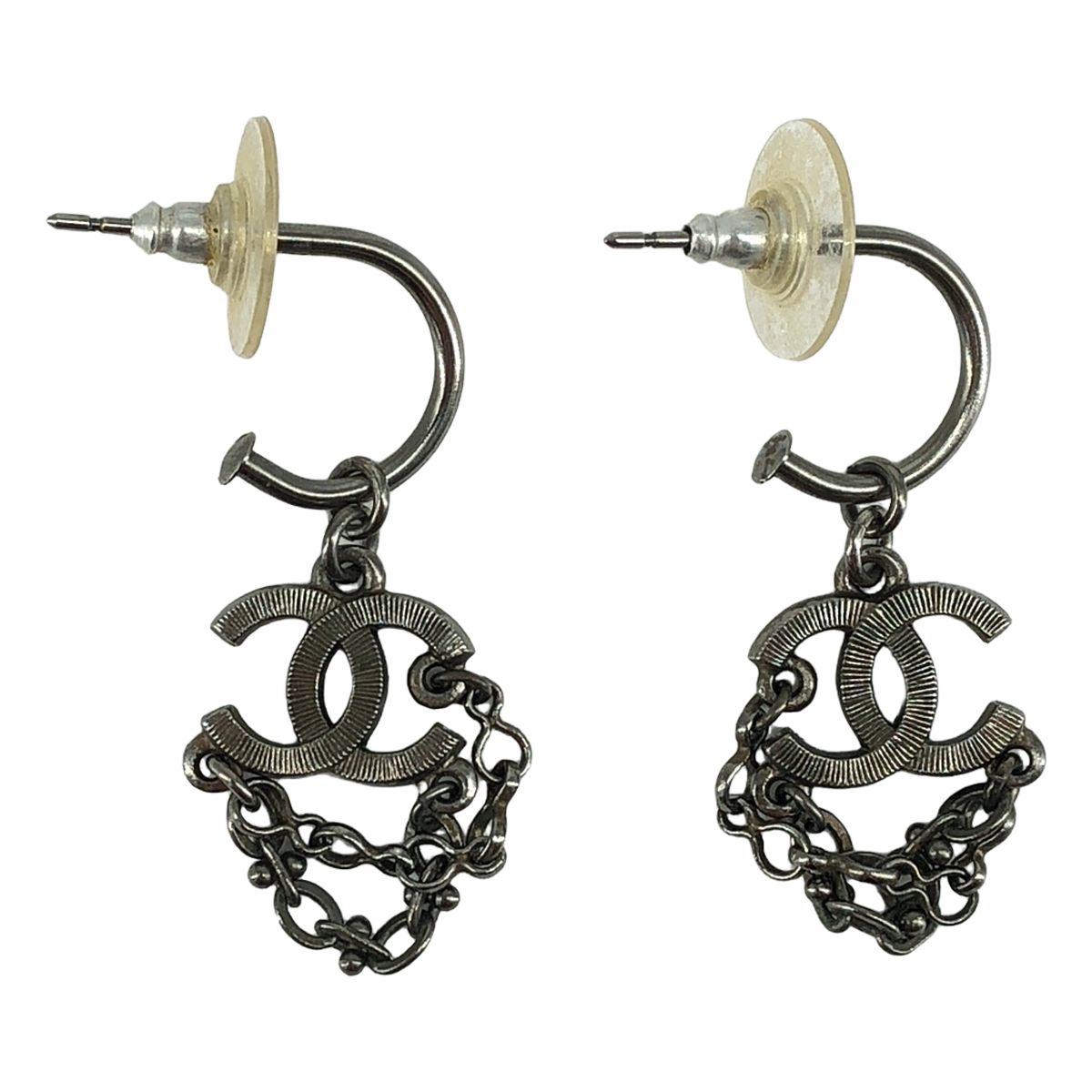 Chanel CC Logo Chain Earrings Silver — view 2